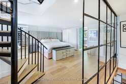 6 LITTLEHAYES LANE | Toronto Ontario | Slide Image Thirteen