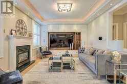 32 GRAPEVINE CIRCLE | Toronto Ontario | Slide Image Nine