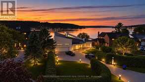 10 BECK BOULEVARD | Penetanguishene Ontario | Slide Image Thirty-eight