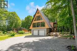 1490 CHAMPLAIN ROAD | Tiny Ontario | Slide Image Three