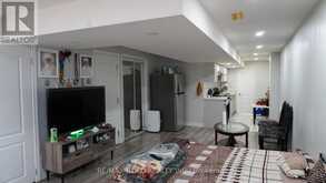 86 TURQUOISE CRESCENT | Brampton Ontario | Slide Image Nine