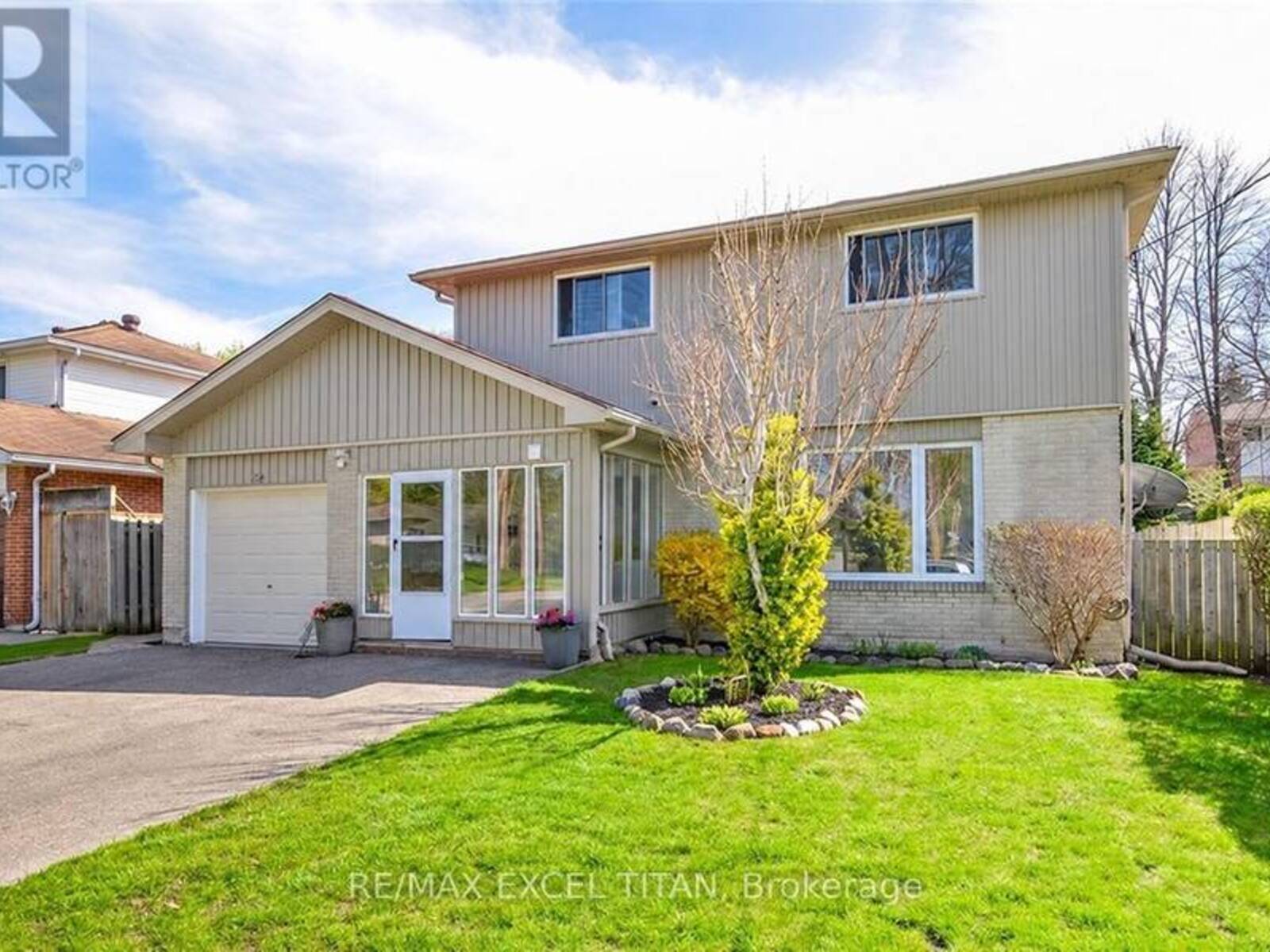 62 DELAWARE AVENUE, Guelph, Ontario N1E 3V8