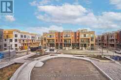21 - 17 LYTHAM GREEN CIRCLE | Newmarket Ontario | Slide Image Nineteen