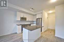 21 - 17 LYTHAM GREEN CIRCLE | Newmarket Ontario | Slide Image Nine