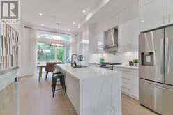 7A EVERETT CRESCENT | Toronto Ontario | Slide Image Eight