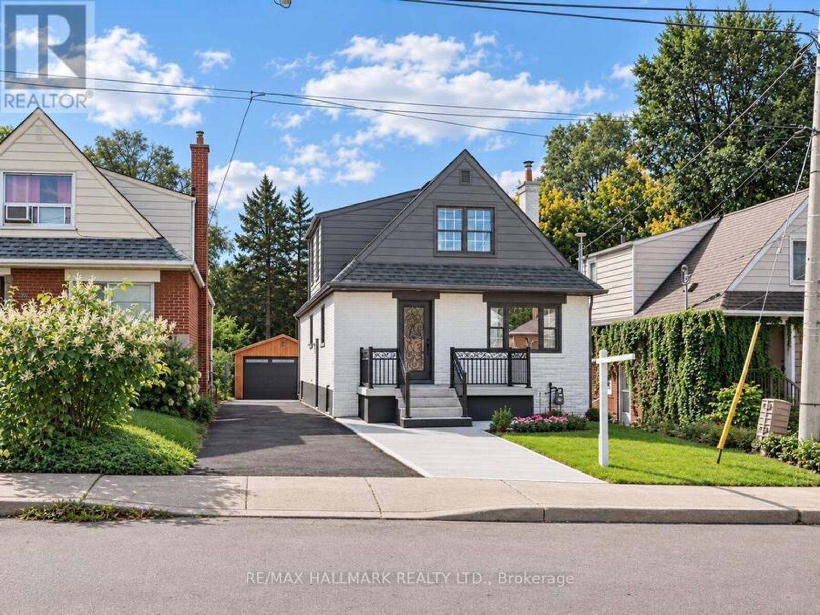 109 GLENCREST BOULEVARD, Toronto, Ontario M4B 1L9