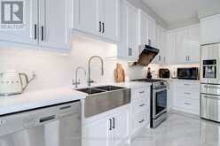 9 FLORELLE DRIVE | Markham Ontario | Slide Image Seventeen