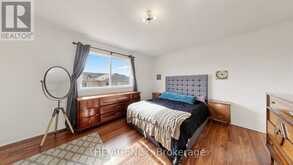 36 KEYSTAR COURT | Vaughan Ontario | Slide Image Seventeen