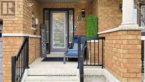 36 KEYSTAR COURT | Vaughan Ontario | Slide Image Three