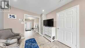 36 KEYSTAR COURT | Vaughan Ontario | Slide Image Eight