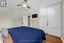 110 MURRAY DRIVE | Aurora Ontario | Slide Image Thirteen