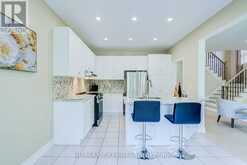 45 NAUGHTON DRIVE | Richmond Hill Ontario | Slide Image Thirteen