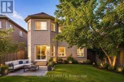 45 NAUGHTON DRIVE | Richmond Hill Ontario | Slide Image Twenty-eight