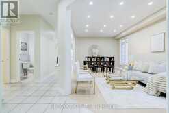 45 NAUGHTON DRIVE | Richmond Hill Ontario | Slide Image Four