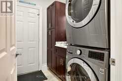 667 SANDCHERRY DRIVE | Burlington Ontario | Slide Image Nineteen