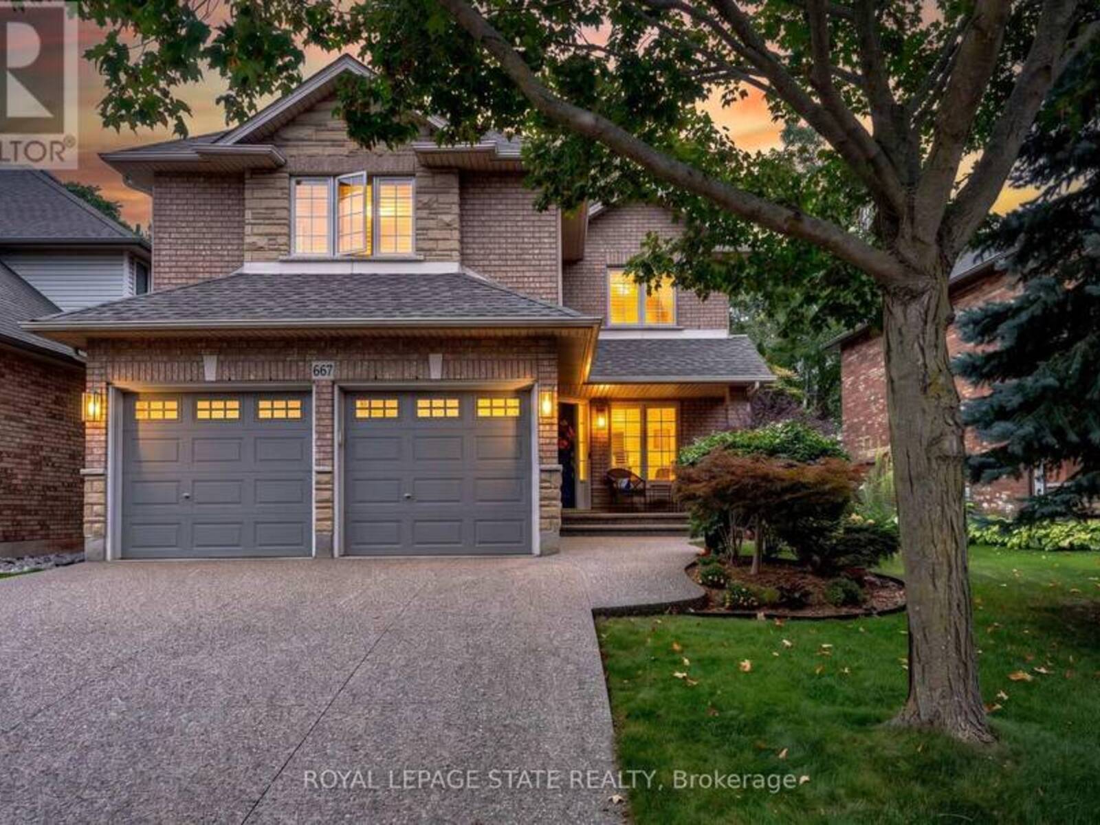 667 SANDCHERRY DRIVE, Burlington, Ontario L7T 4L4