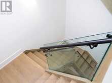 15 ORLON CRESCENT | Richmond Hill Ontario | Slide Image Nineteen