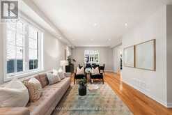 26 LARCASTLE AVENUE | Markham Ontario | Slide Image Six