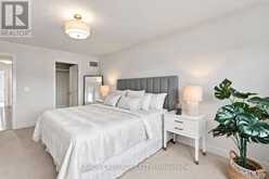 40 DARIOLE DRIVE | Richmond Hill Ontario | Slide Image Thirteen
