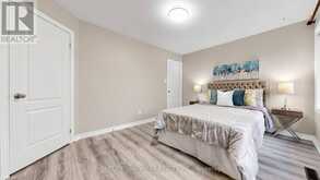 129 BEARE TRAIL | Newmarket Ontario | Slide Image Thirty-two