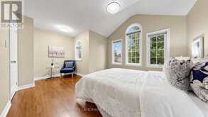 129 BEARE TRAIL | Newmarket Ontario | Slide Image Thirty-six