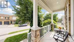 129 BEARE TRAIL | Newmarket Ontario | Slide Image Fifty