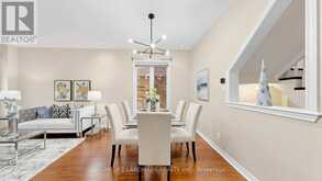 129 BEARE TRAIL | Newmarket Ontario | Slide Image Eight