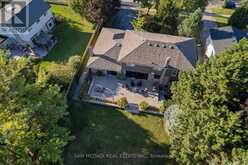 21 KENNINGHALL BOULEVARD | Mississauga Ontario | Slide Image Nine