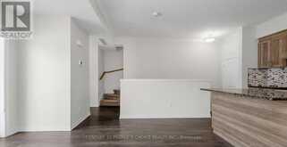 C 43 - 25 ISHERWOOD AVENUE | Cambridge Ontario | Slide Image Nine
