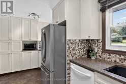 16 LAWRENCE STREET S | Peterborough Ontario | Slide Image Thirteen