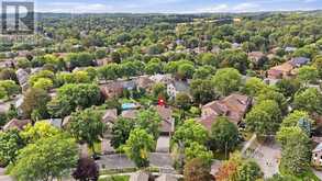 58 MCLEOD DRIVE | Aurora Ontario | Slide Image Four