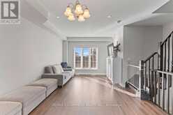 28 CANARY GRASS BOULEVARD | Hamilton Ontario | Slide Image Eighteen