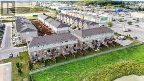 28 CANARY GRASS BOULEVARD | Hamilton Ontario | Slide Image Three