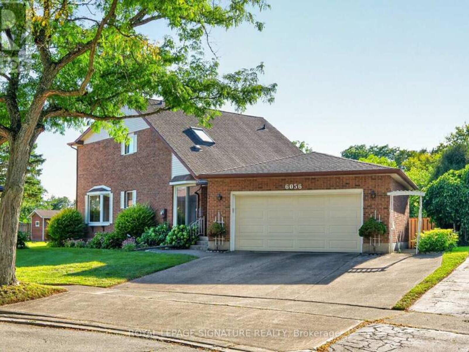 6065 SAINT ANTHONY CRESCENT, Niagara Falls, Ontario L2J 3X5