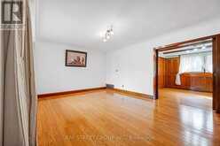 260 MOORE PARK AVENUE | Toronto Ontario | Slide Image Eighteen