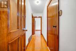 260 MOORE PARK AVENUE | Toronto Ontario | Slide Image Seven