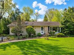 15 WATTIE ROAD Midhurst Ontario, L9X 0P8