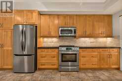 539 ONTARIO STREET | Ancaster Ontario | Slide Image Eight