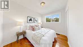 210 SHAUGHNESSY BOULEVARD | Toronto Ontario | Slide Image Twelve