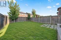 746 YARFIELD CRESCENT | Newmarket Ontario | Slide Image Fourteen