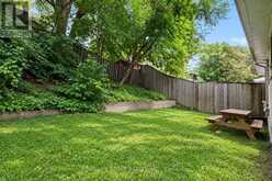 169 PENN AVENUE | Newmarket Ontario | Slide Image Fifteen