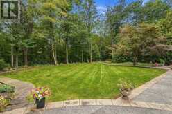 1228 ELGIN CRESCENT | Oakville Ontario | Slide Image Twenty-two