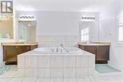 16 SNOWLING DRIVE | Ajax Ontario | Slide Image Twenty-two
