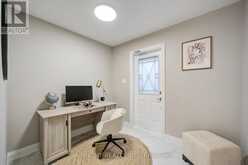 83 HOUSEMAN CRESCENT | Richmond Hill Ontario | Slide Image Eighteen