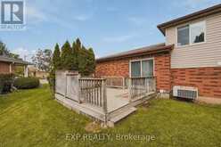 B - 541 OLD ABBEY COURT | Waterloo Ontario | Slide Image Twenty-nine