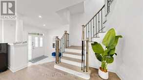 2878 ELGIN MILLS ROAD E | Markham Ontario | Slide Image Six