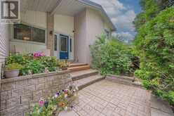 1571 LEWISHAM DRIVE | Mississauga Ontario | Slide Image Five