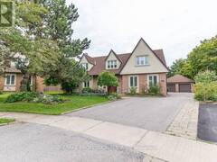 2604 BARRISDALE COURT Mississauga Ontario, L5N 2H2