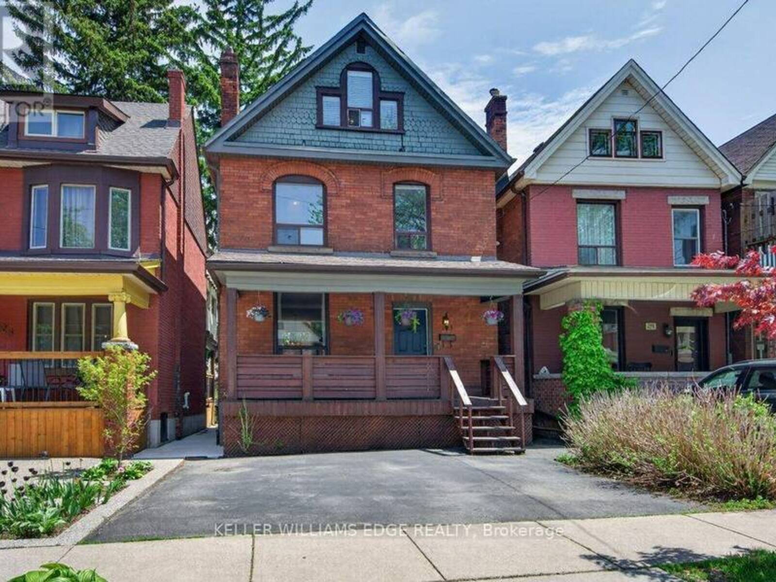 225 PROSPECT STREET S, Hamilton, Ontario L8M 2Z6