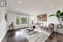6 FULWELL CRESCENT | Toronto Ontario | Slide Image Nine